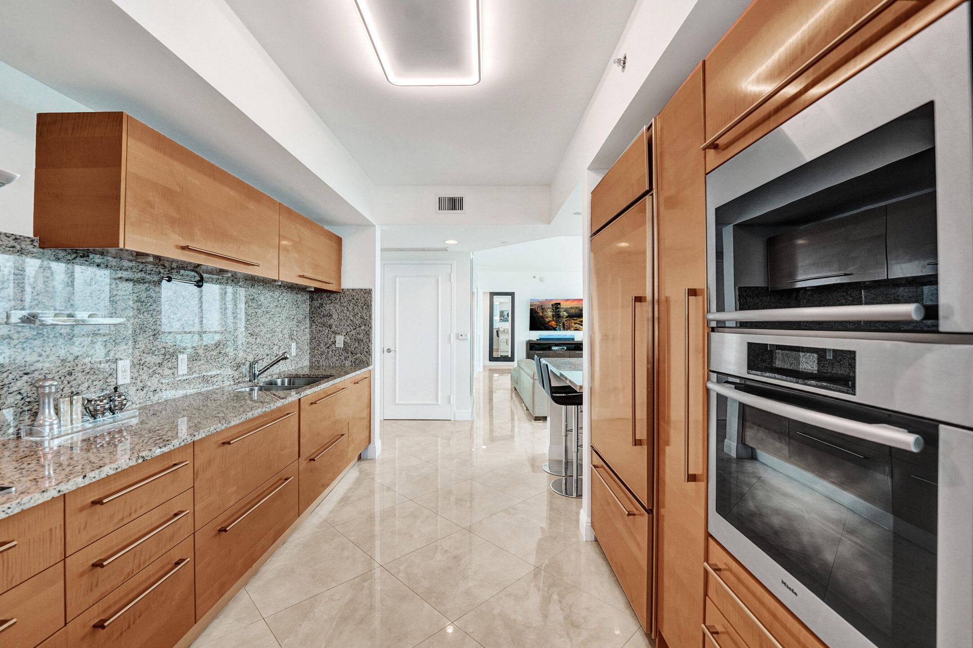 101 S Fort Lauderdale Beach Boulevard, Unit 1107, Fort Lauderdale, FL 33316 Photo