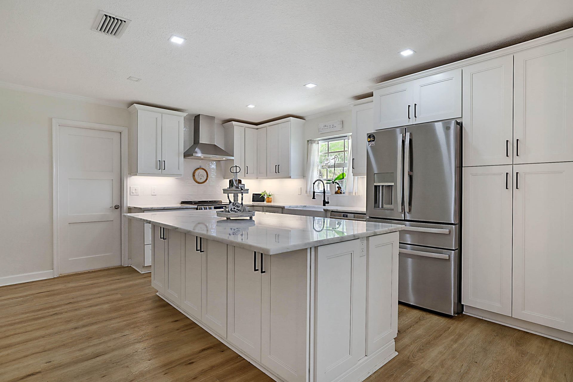 711 Warren Drive, Jupiter, FL 33458 Photo