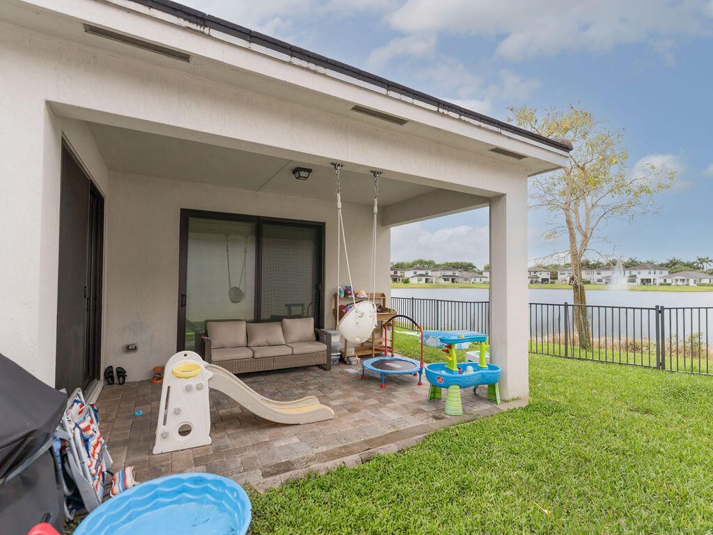 7552 Moonrise Drive, Greenacres, FL 33467 Photo