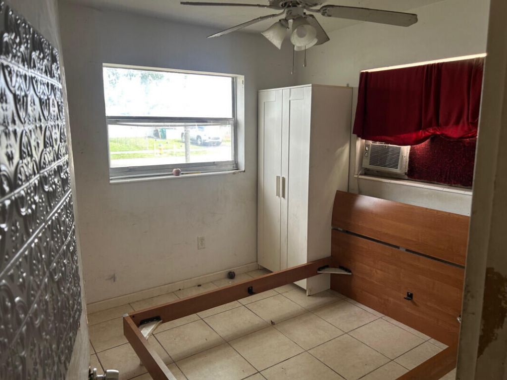 20100 NW 14th Court, Miami, FL 33169 Photo