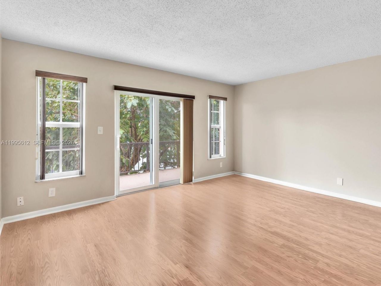 620 Tennis Club Dr , Unit 306, Fort Lauderdale, FL 33311 Photo