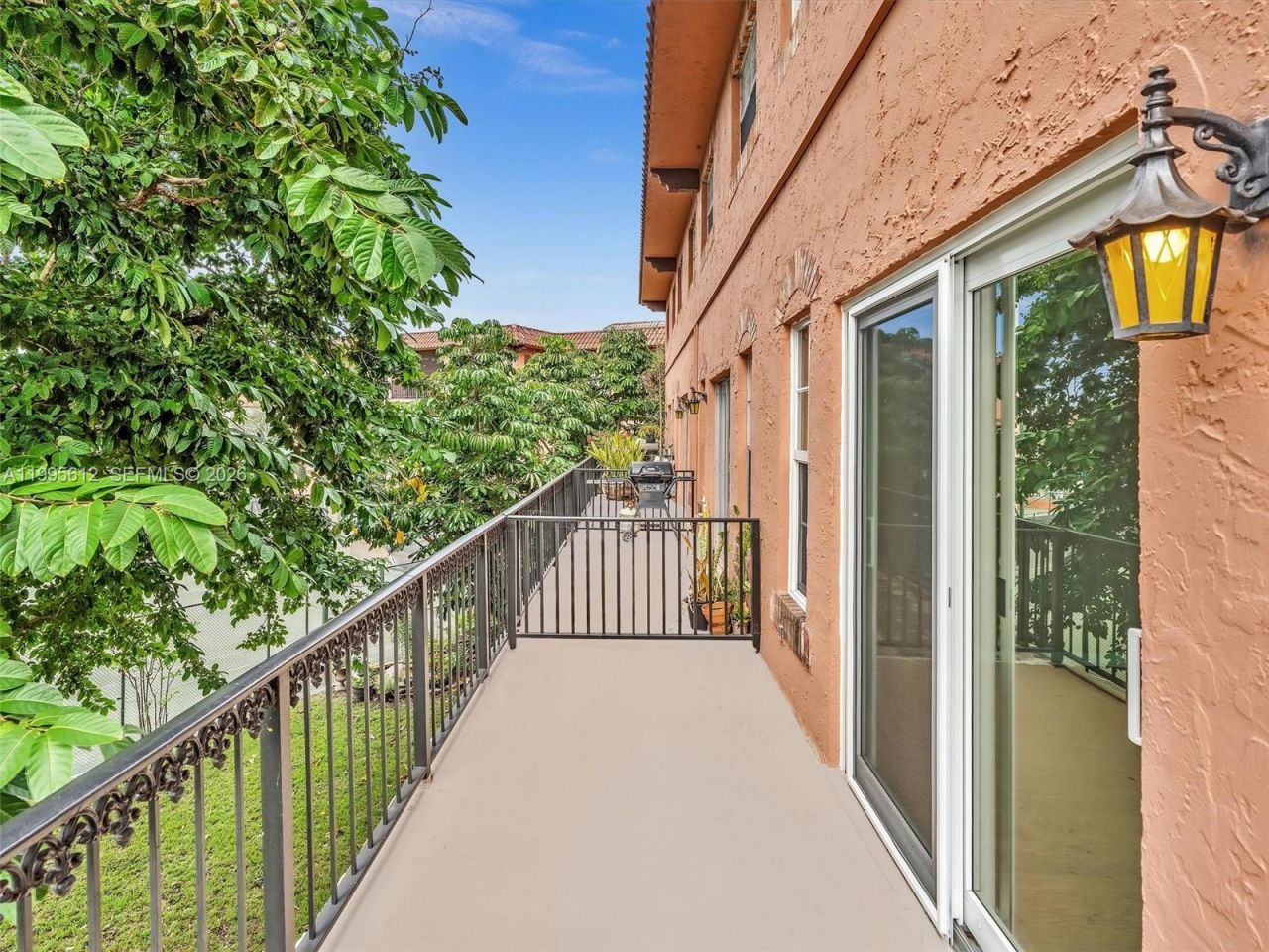 620 Tennis Club Dr , Unit 306, Fort Lauderdale, FL 33311 Photo