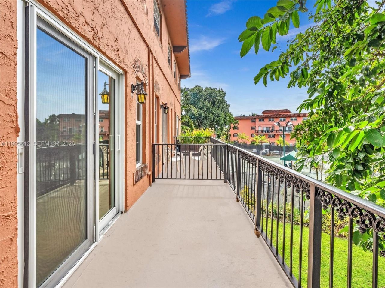 620 Tennis Club Dr , Unit 306, Fort Lauderdale, FL 33311 Photo