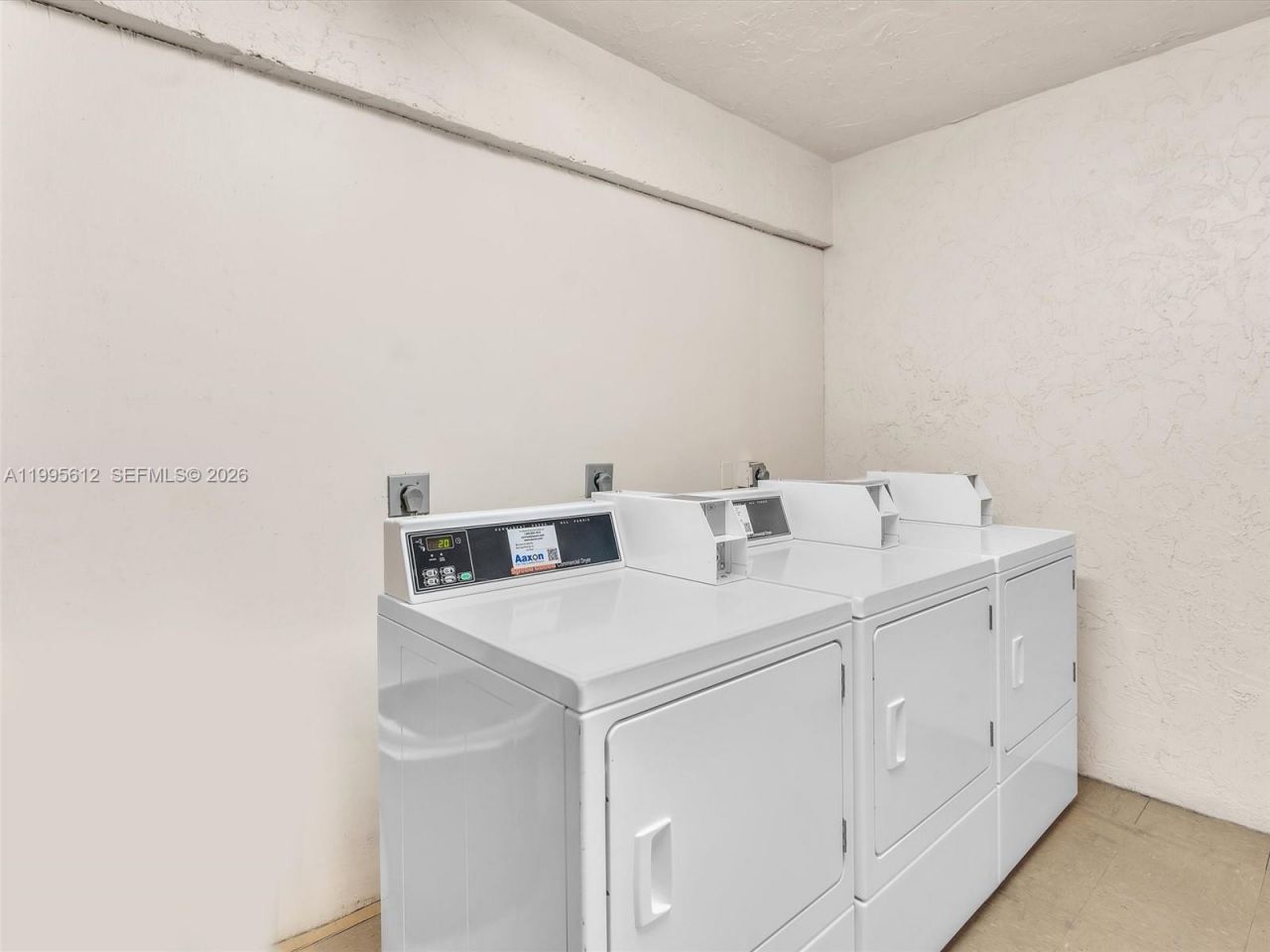 620 Tennis Club Dr , Unit 306, Fort Lauderdale, FL 33311 Photo