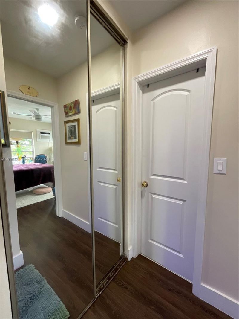 1004 Pennsylvania Ave , Unit 15, Miami Beach, FL 33139 Photo