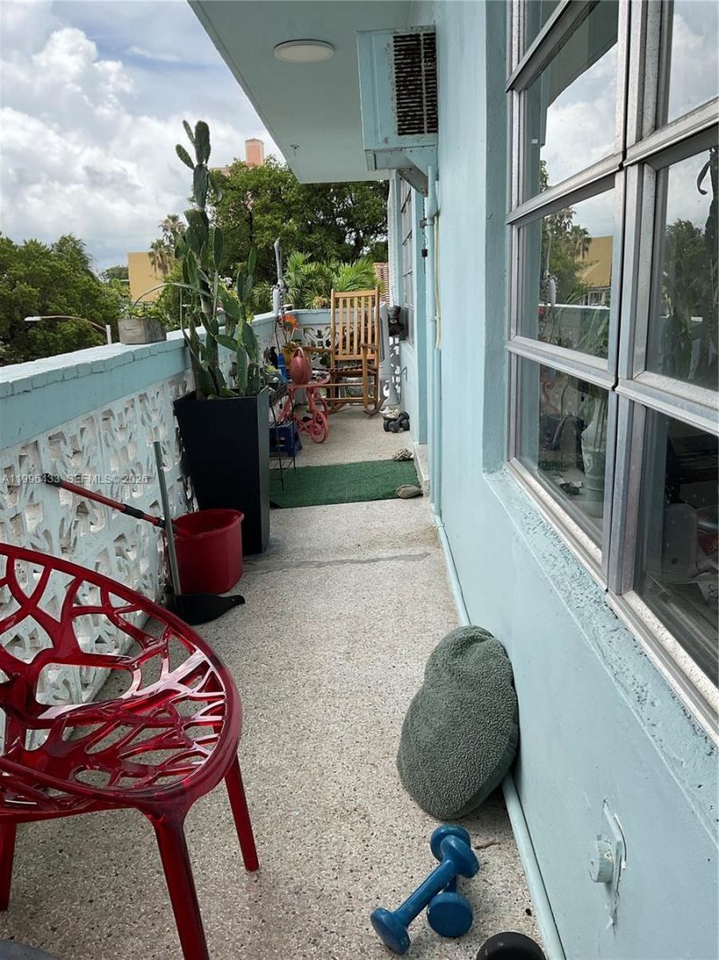 1004 Pennsylvania Ave , Unit 15, Miami Beach, FL 33139 Photo