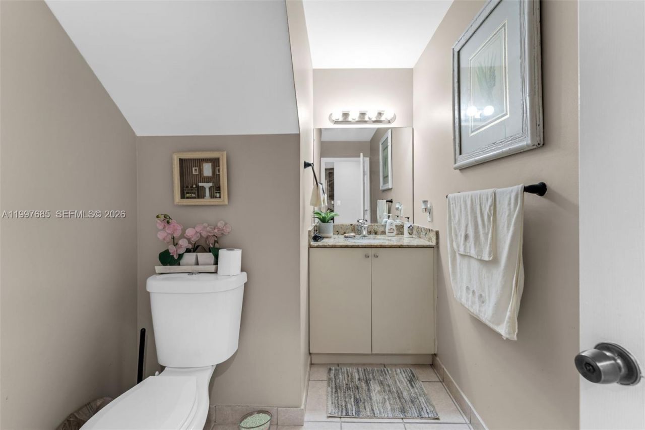 13731 SW 173rd Terr, Miami, FL 33177 Photo