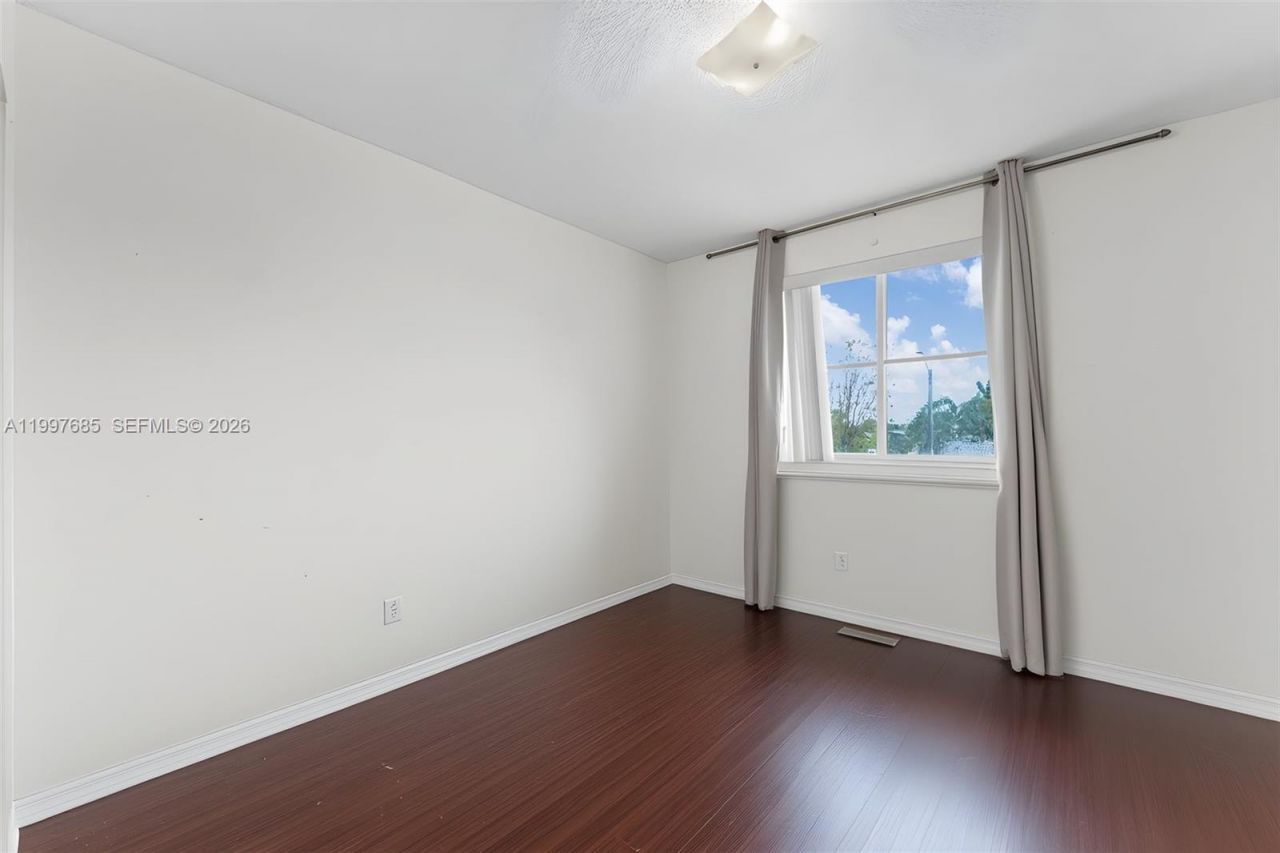 13731 SW 173rd Terr, Miami, FL 33177 Photo