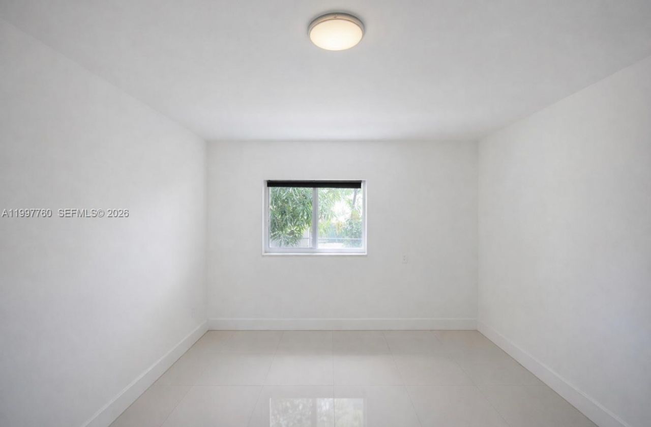 560 NE 67th St , Unit 1, Miami, FL 33138 Photo