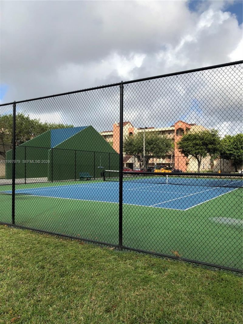 10241 NW 9th St Cir , Unit 213-5, Miami, FL 33172 Photo