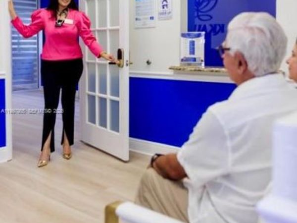 8130 Royal Palm Blvd, Unit 204, Coral Springs, FL 33065