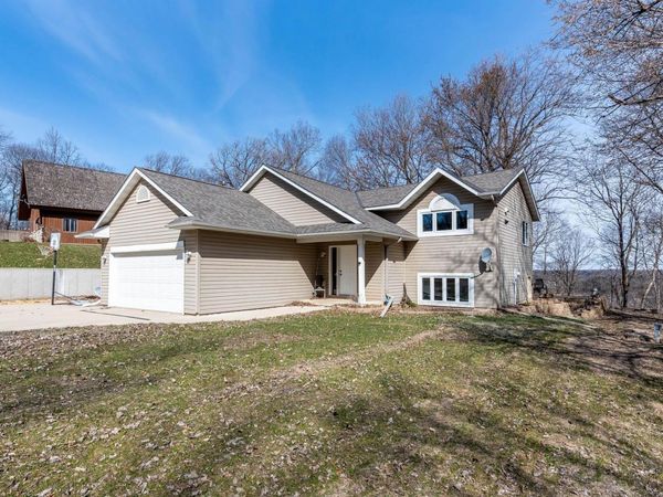277 Red Ridge Road , Good Thunder, MN 56037