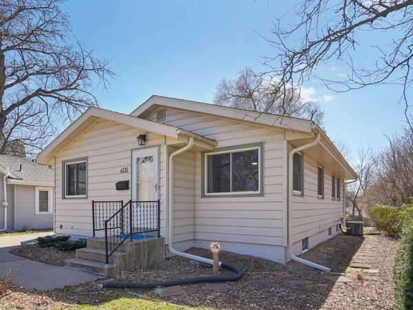 6731 Plymouth Avenue N, Golden Valley, MN 55427