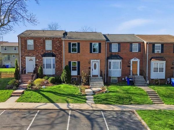 1090 E THORNHILL PLACE , FREDERICK, MD 21703