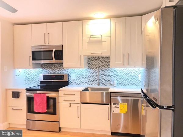 5 ALGONQUIN COURT , CHESTERBROOK, PA 19087