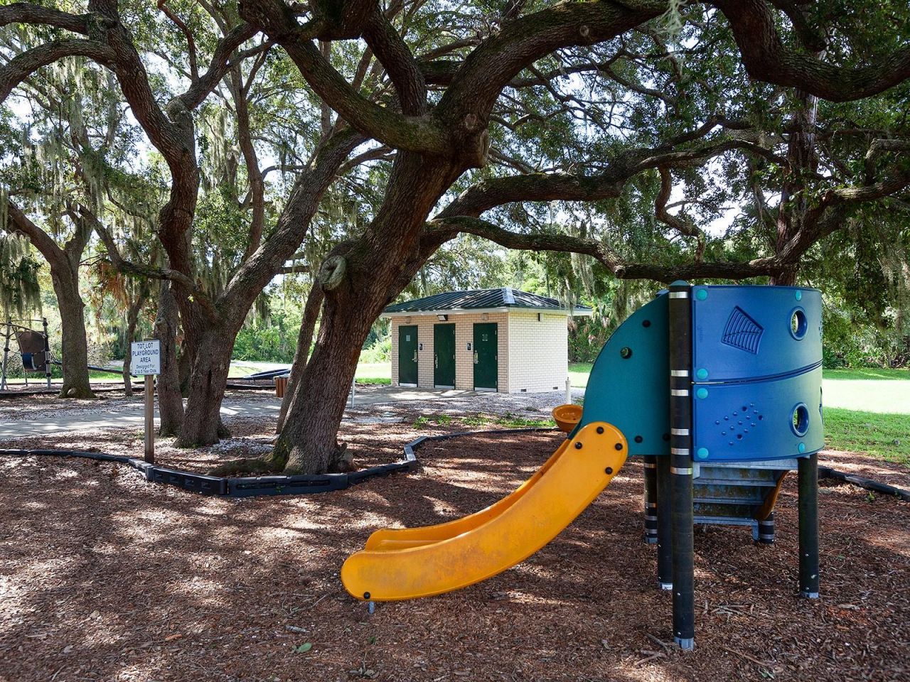 3049 Wood Street , Sarasota, FL 34237 Photo