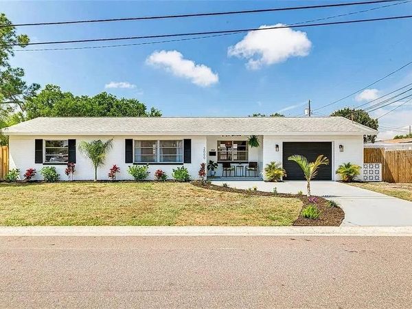 2000 57TH STREET N, ST PETERSBURG, FL 33710