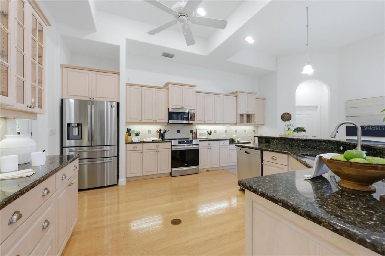 1740 Amberwynd Circle W, Palmetto, FL 34221 Photo