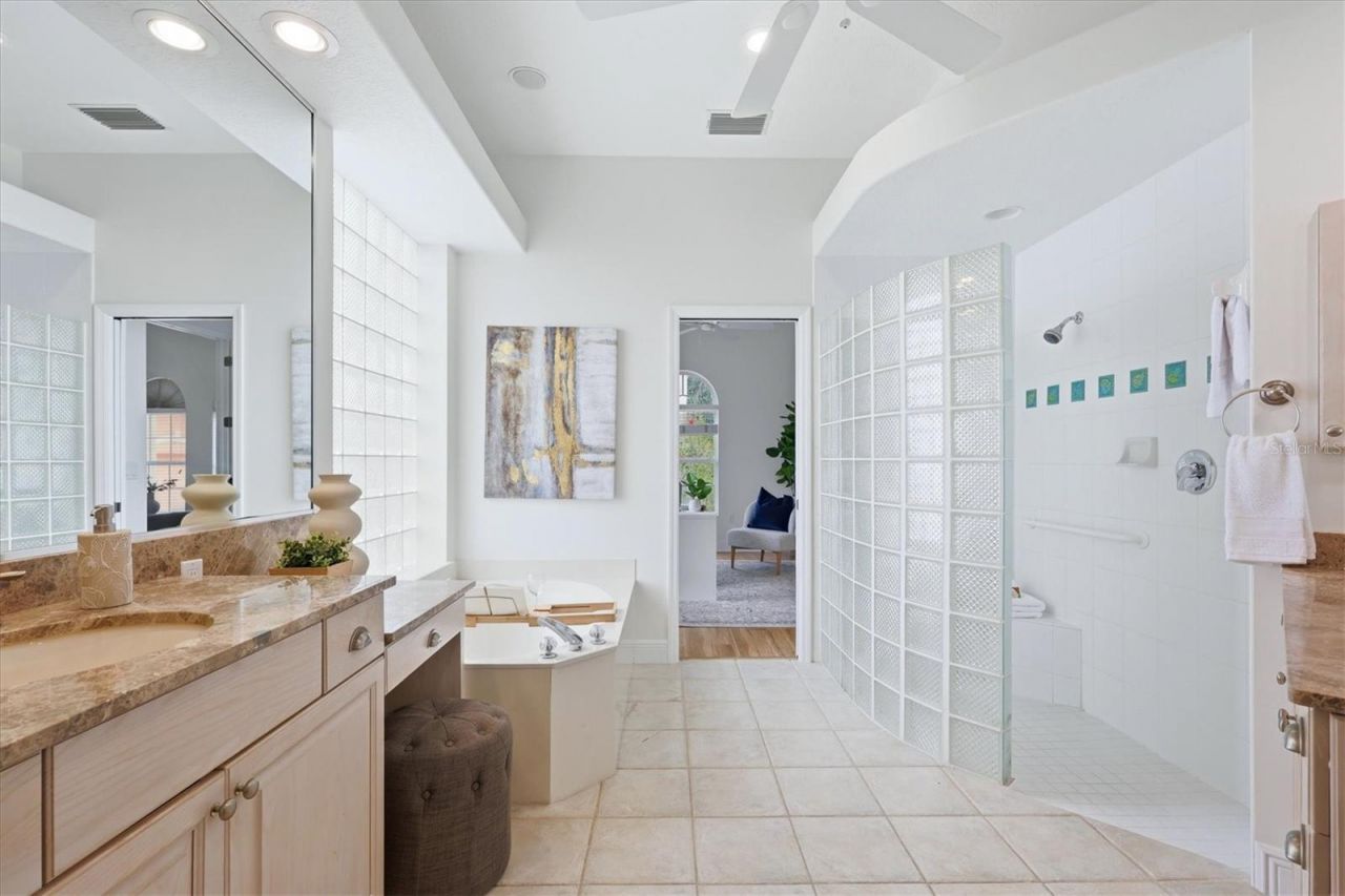 1740 Amberwynd Circle W, Palmetto, FL 34221 Photo