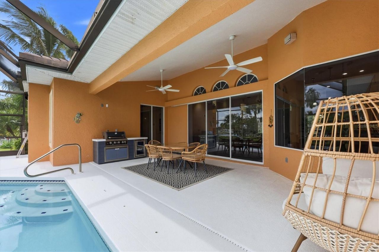 1740 Amberwynd Circle W, Palmetto, FL 34221 Photo