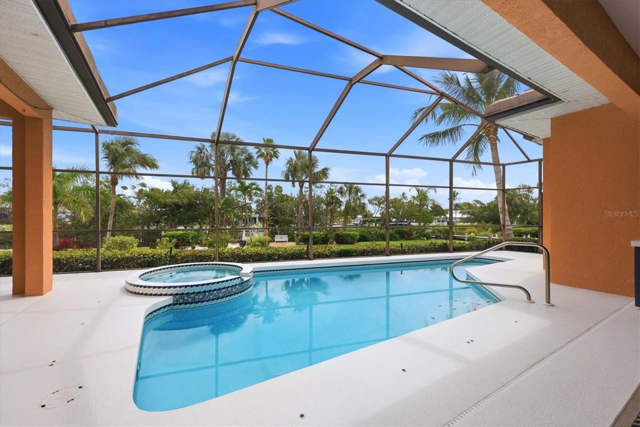 1740 Amberwynd Circle W, Palmetto, FL 34221 Photo