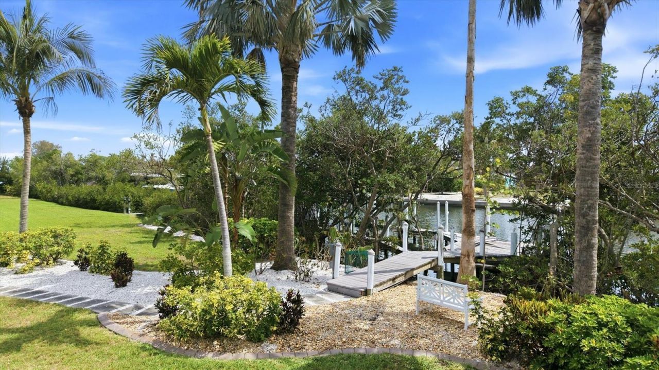 1740 Amberwynd Circle W, Palmetto, FL 34221 Photo