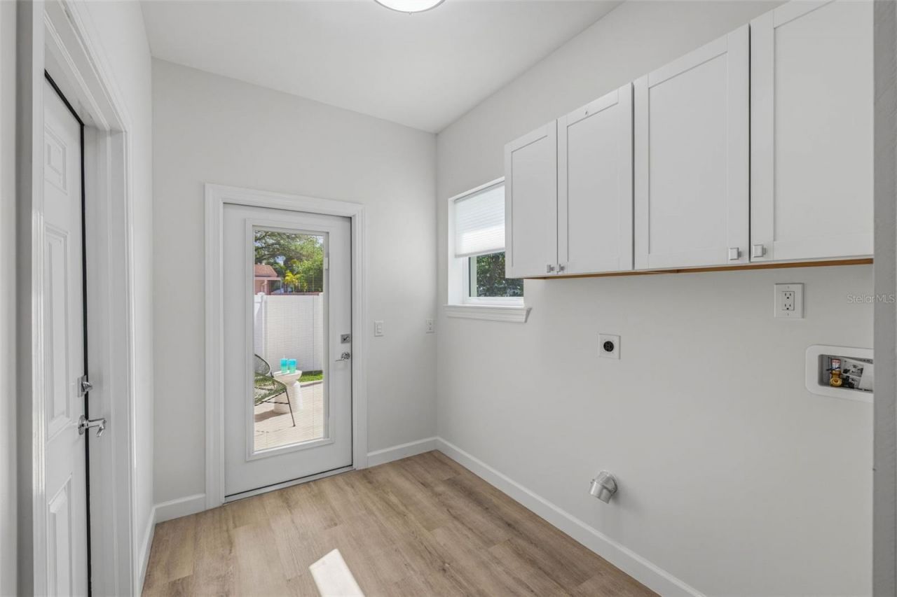 494 39th Avenue N, Saint Petersburg, FL 33704 Photo
