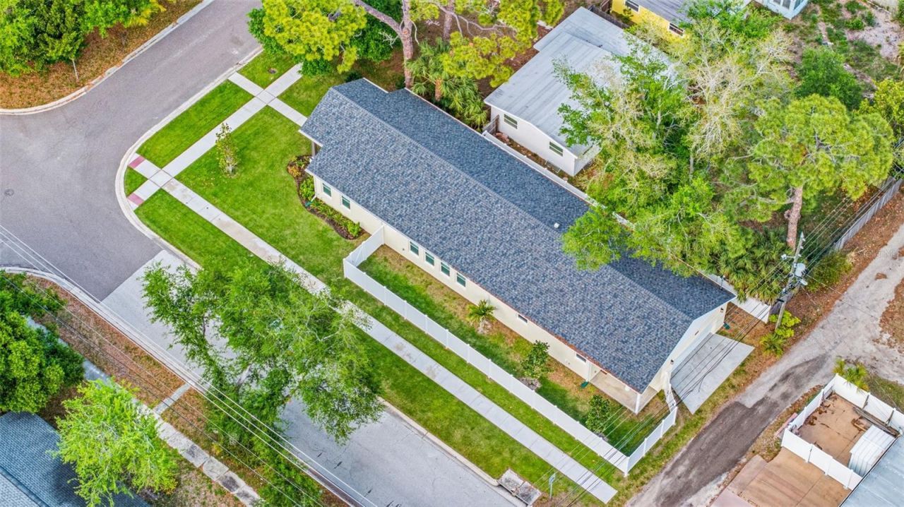 494 39th Avenue N, Saint Petersburg, FL 33704 Photo