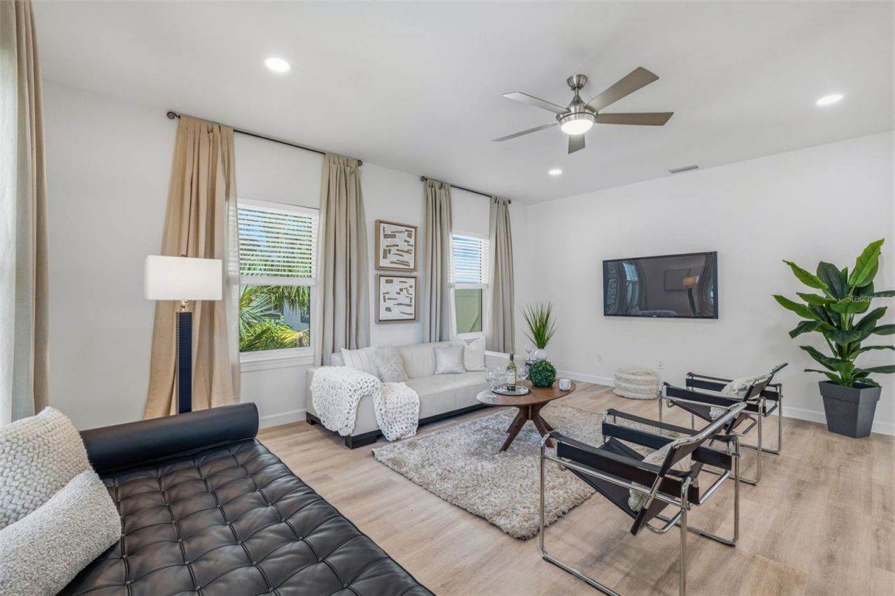 494 39th Avenue N, Saint Petersburg, FL 33704 Photo
