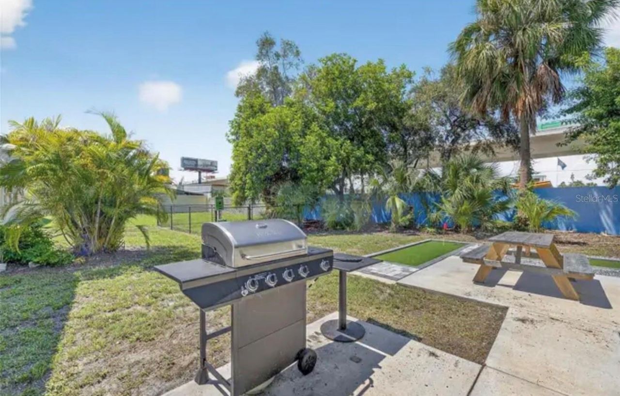 4513 W Mcelroy Avenue, Tampa, FL 33611 Photo