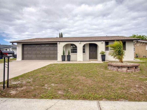 9405 GABLETON LANE , PORT RICHEY, FL 34668