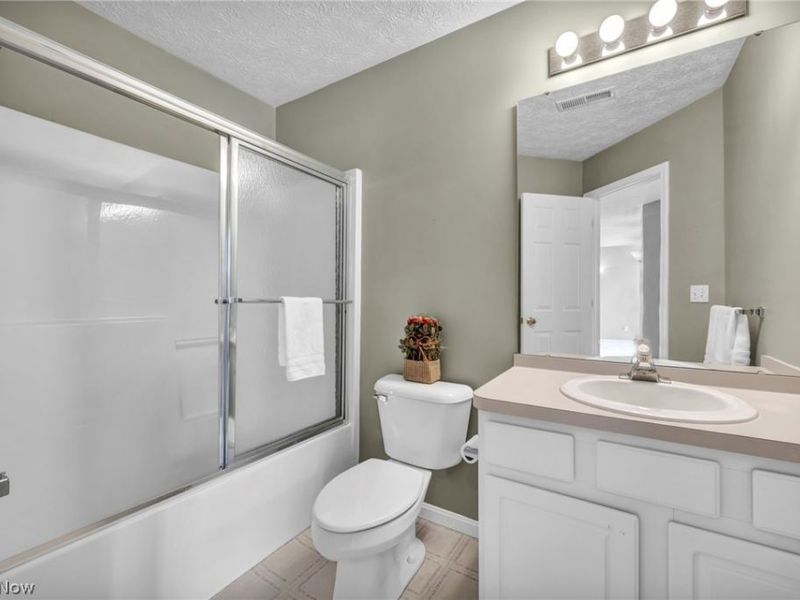 2747 Wyndgate Court, Westlake, OH 44145 Photo 35
