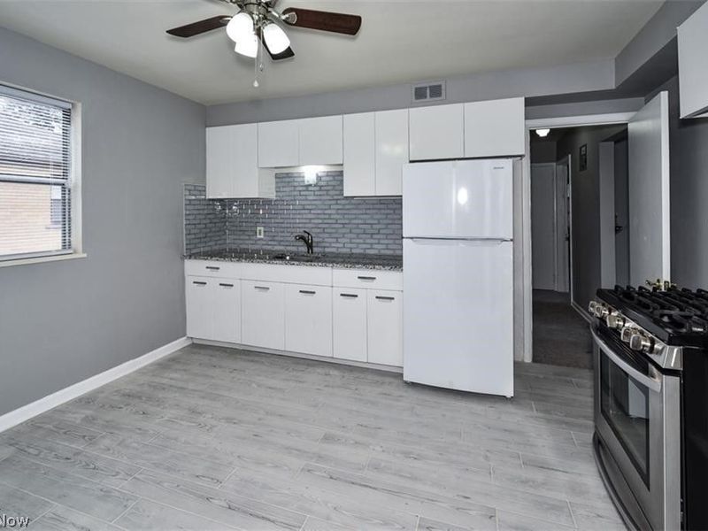 2346 Westmoor, Rocky River, OH 44116 Photo 3