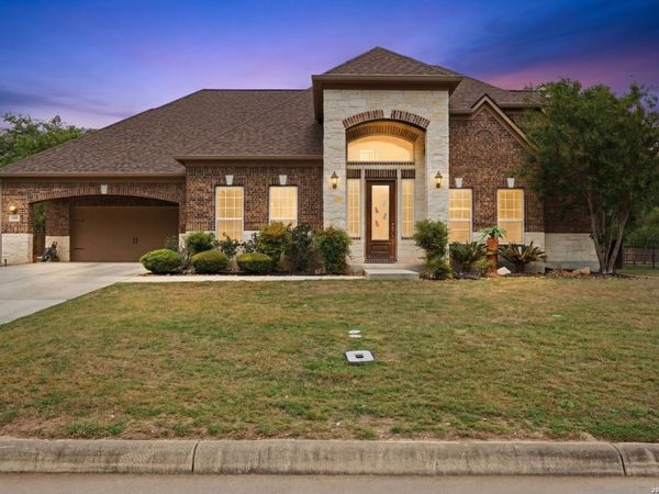 146 Sunrise Hill, Castroville, TX 78009