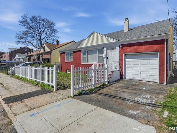 325 Schley Street, NEWARK, NJ 07112