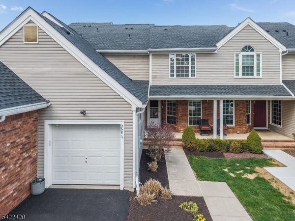 268 Laurel Ct, Readington, NJ 08889