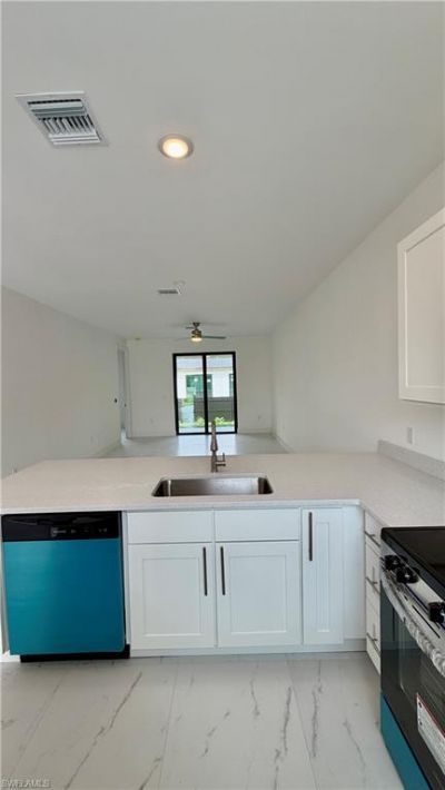 496-498 Bell Blvd S, Lehigh Acres, FL 33974 Photo