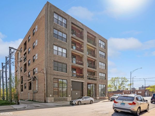 809 E 40th Street , Unit 4-3, Chicago, IL 60653
