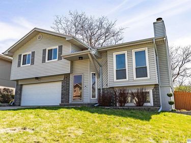 13303 Chandler Court , Omaha, NE 68138