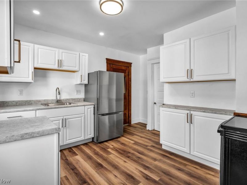 4212 Wichita Avenue, Cleveland, OH 44109 Photo 14