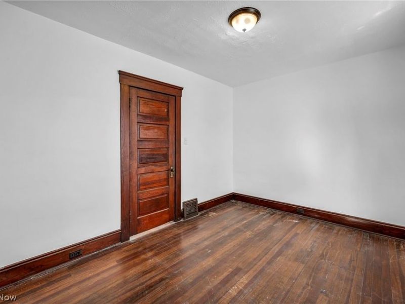 4212 Wichita Avenue, Cleveland, OH 44109 Photo 19