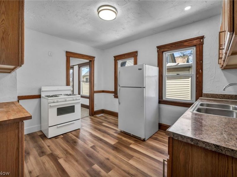 4212 Wichita Avenue, Cleveland, OH 44109 Photo 30