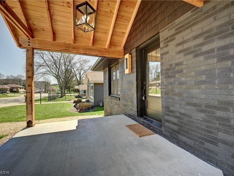 212 High Street, Dover, OH 44622 Photo 4