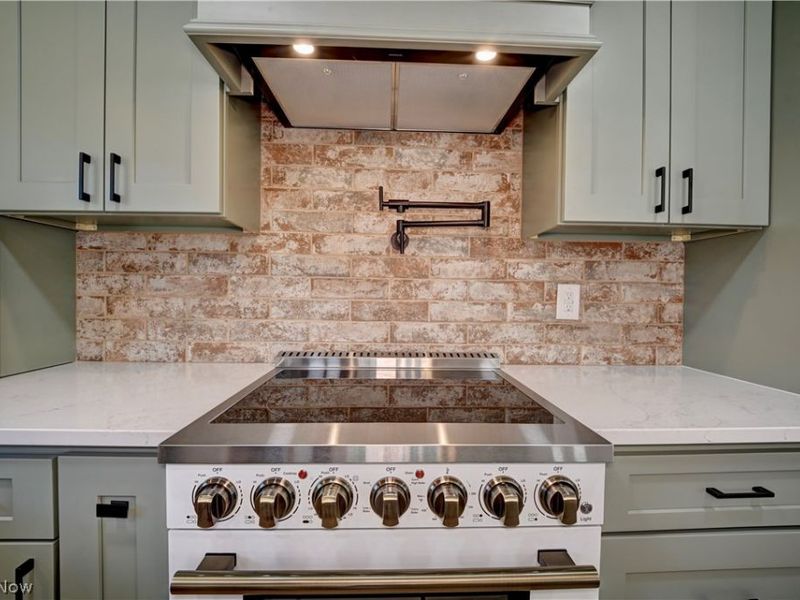 212 High Street, Dover, OH 44622 Photo 6