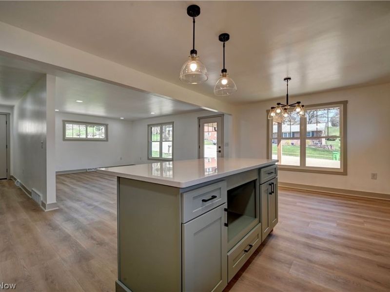 212 High Street, Dover, OH 44622 Photo 8