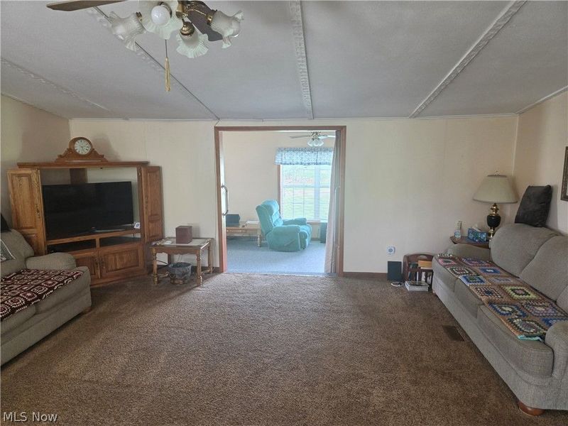 38147 Hunter Camp Road, Lisbon, OH 44432 Photo 5