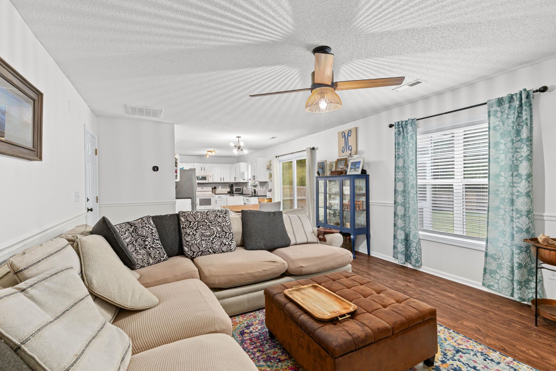 5143 Ballantine Drive Photo 10