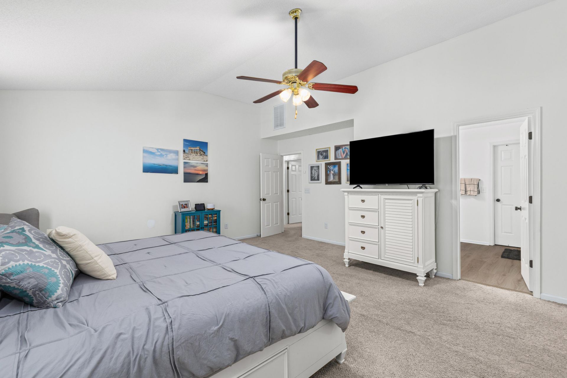 5143 Ballantine Drive Photo 16