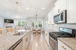 2126 Colson Lane photo 4