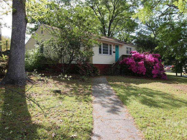 3300 Maywood Drive, Charlotte, NC 28205